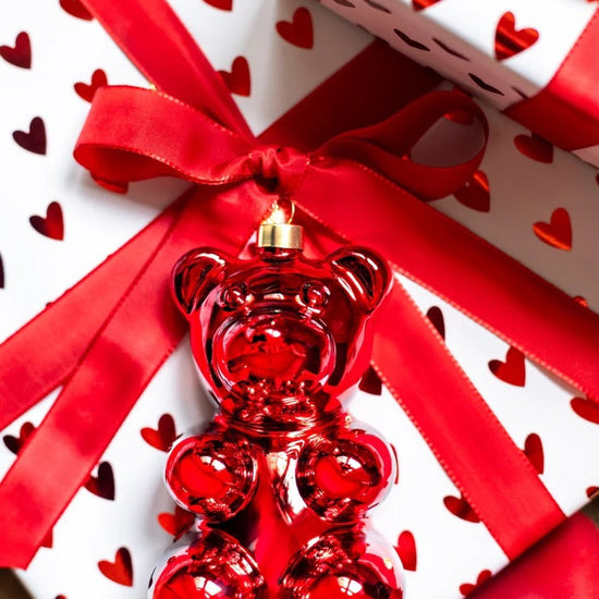 CRYSTAL HAZE CRYSTAL HAZE Nostalgia Bear Ornament BLUSHING RED