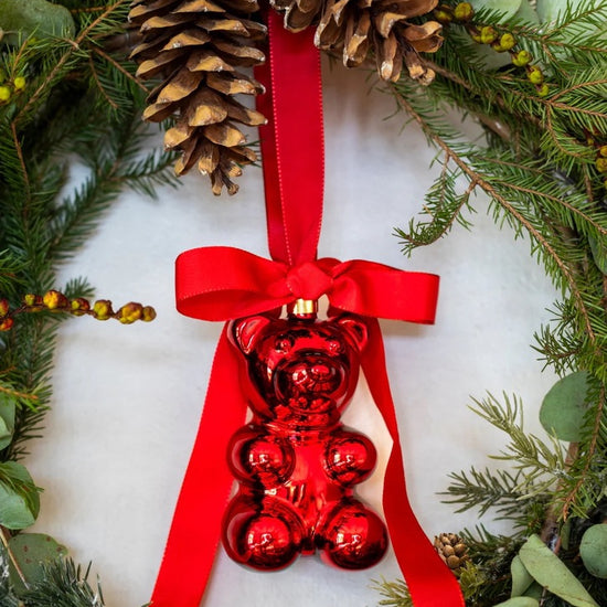 CRYSTAL HAZE CRYSTAL HAZE Nostalgia Bear Ornament BLUSHING RED