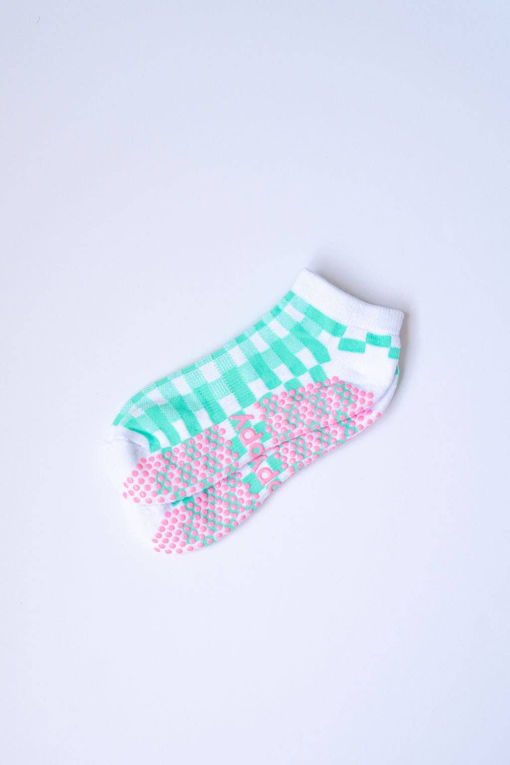 Grippy GRIPPY Gingham Ankle Grippy Socks: Green / S/M - Up to size 8 women's AU sizing