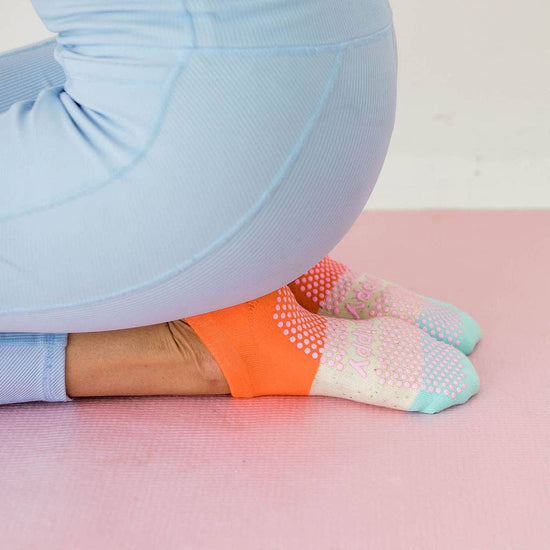 Grippy GRIPPY Neapolitan Ankle Grippy Socks: Mustard + Pink / S/M - Up to size 8 women's AU sizing