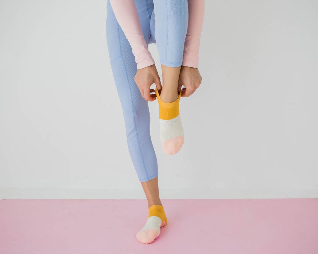 Grippy GRIPPY Neapolitan Ankle Grippy Socks: Mustard + Pink / S/M - Up to size 8 women's AU sizing