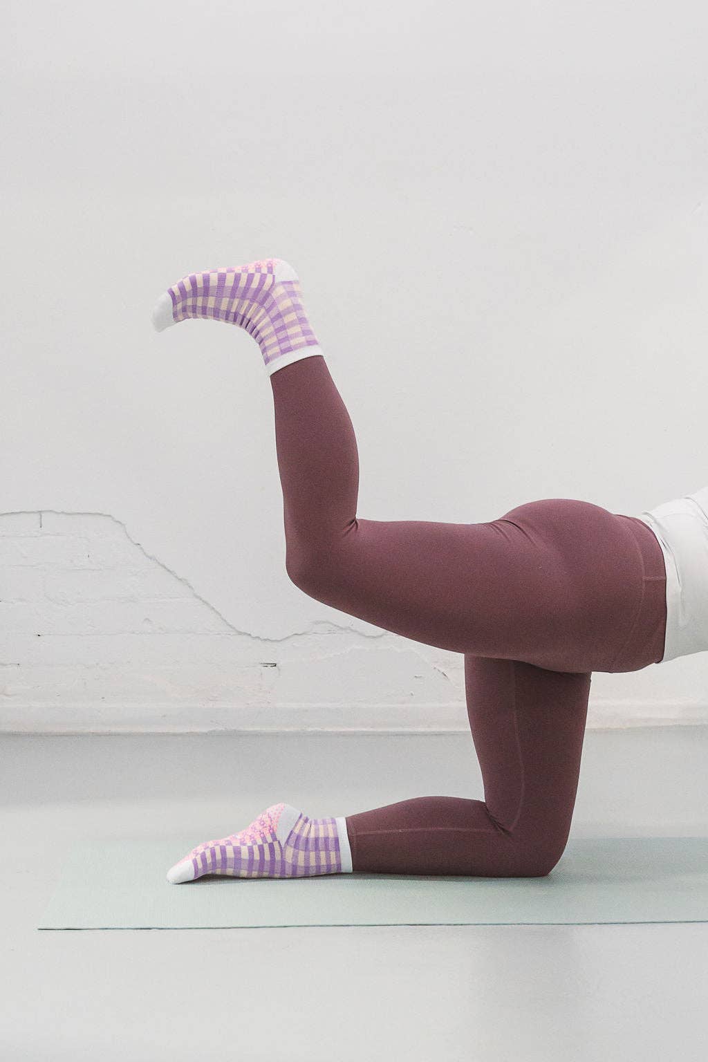 Grippy GRIPPY Rainbow Gingham Grippy Socks: Blue + Pink / S/M - Up to size 8 women's AU sizing