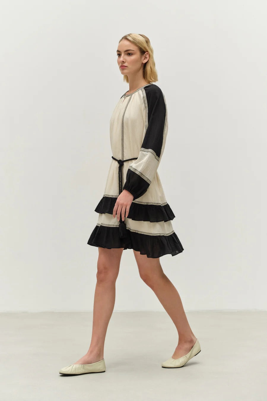 DEVOTION TWINS DEVOTION TWINS Emphasis Dress S