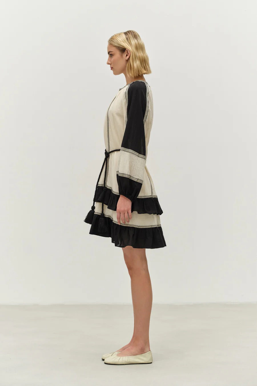 DEVOTION TWINS DEVOTION TWINS Emphasis Dress S