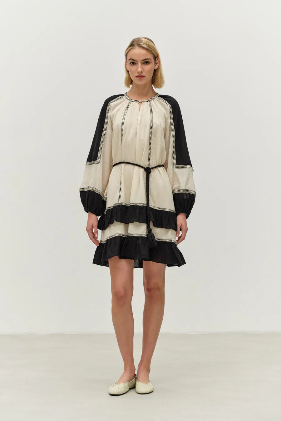 DEVOTION TWINS DEVOTION TWINS Emphasis Dress S
