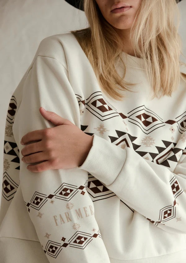 FAR MER FAR MER. By Whitney Kiona Pullover