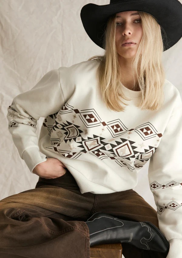 FAR MER FAR MER. By Whitney Kiona Pullover