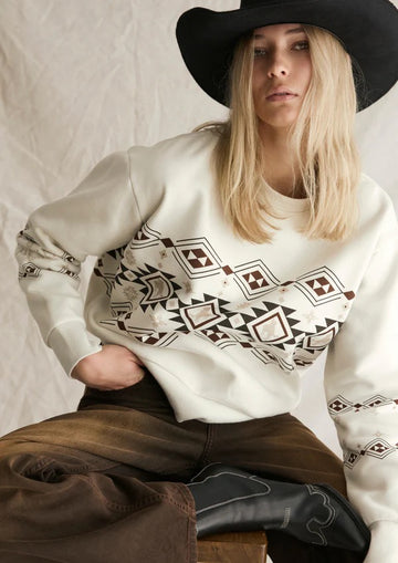 FAR MER FAR MER. By Whitney Kiona Pullover