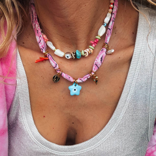 Goupi Goupi - Bohemian pink bandana scarf and colorful beaded necklaces: Beaded necklace