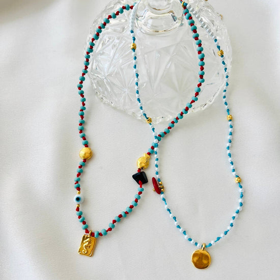 Goupi Goupi - Minimalistic protection beaded necklace: Blue