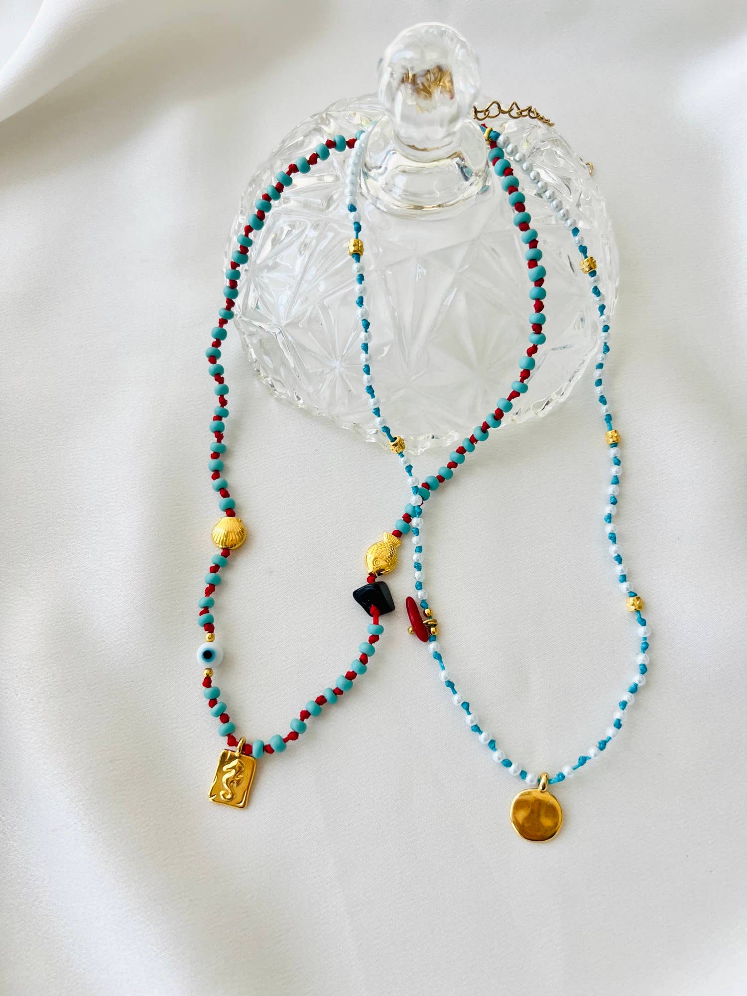 Goupi Goupi - Minimalistic protection beaded necklace: Blue