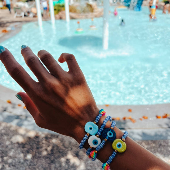 Goupi Goupi - Multicolor beaded summer eye bracelets: White eye