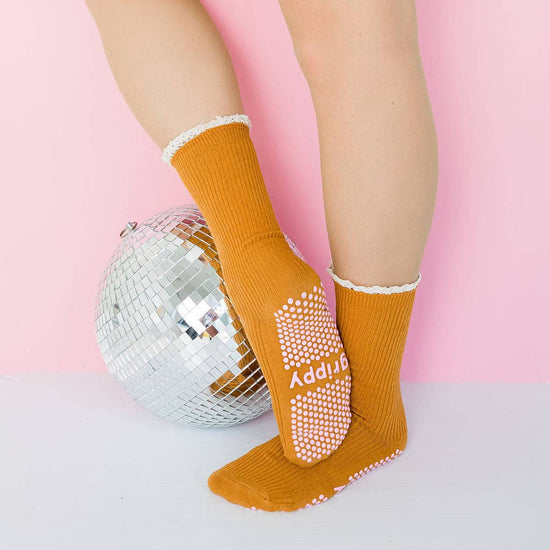 Grippy GRIPPY Frill Crew Grippy Socks: Rust / XS - Size 5 to 6 women's AU sizing