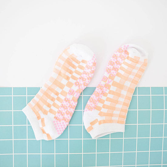 Grippy GRIPPY Gingham Ankle Grippy Socks: Green / S/M - Up to size 8 women's AU sizing