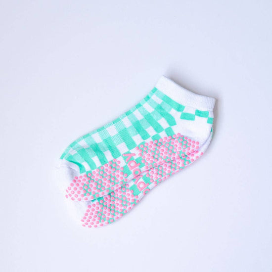 Grippy GRIPPY Gingham Ankle Grippy Socks: Green / S/M - Up to size 8 women's AU sizing