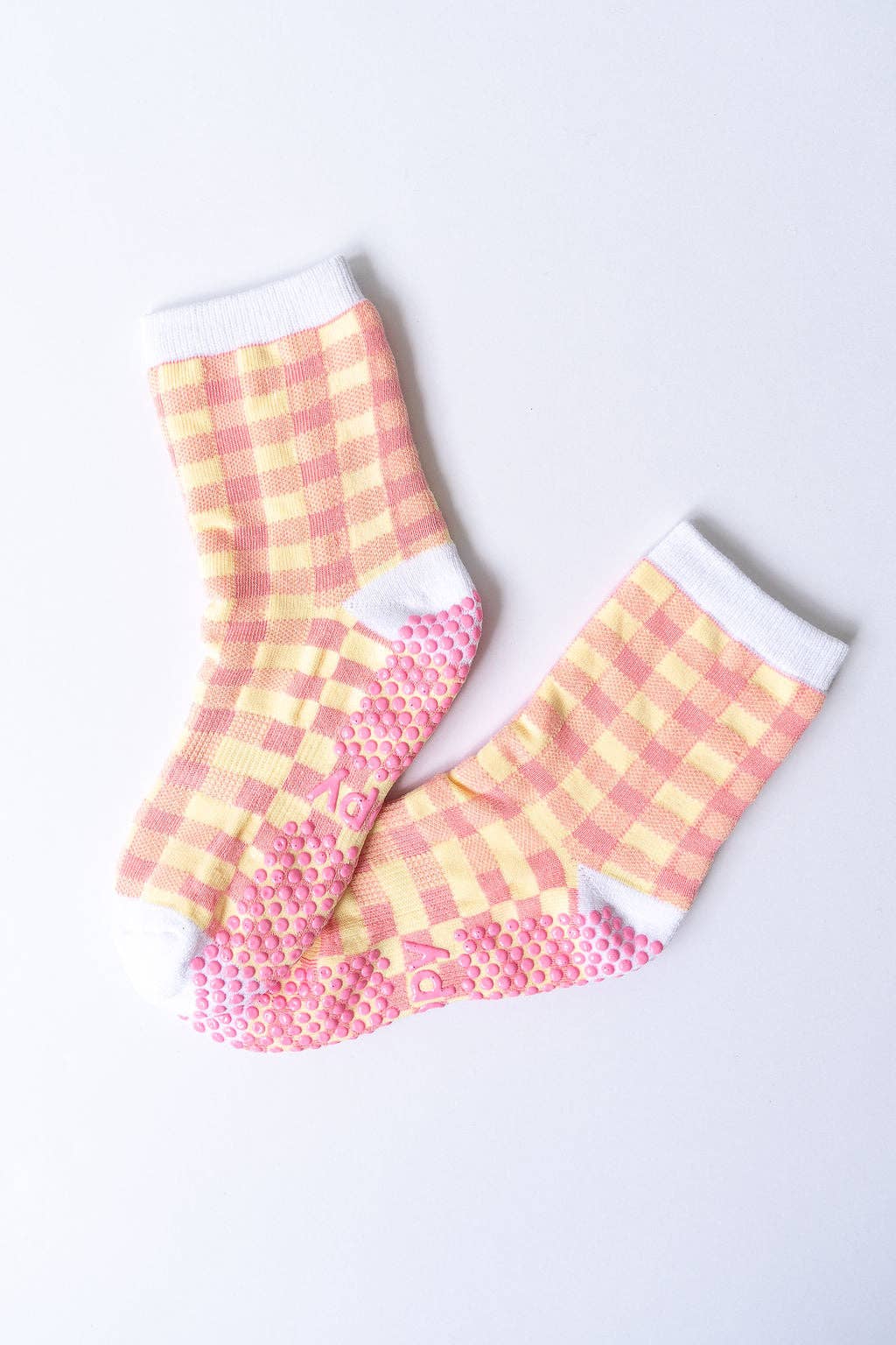 Grippy GRIPPY Rainbow Gingham Grippy Socks: Peach + Purple / S/M - Up to size 8 women's AU sizing