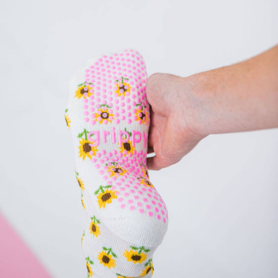 Grippy Grippy - Sunflower: M/L - Size 8.5 to 10 women's AU sizing