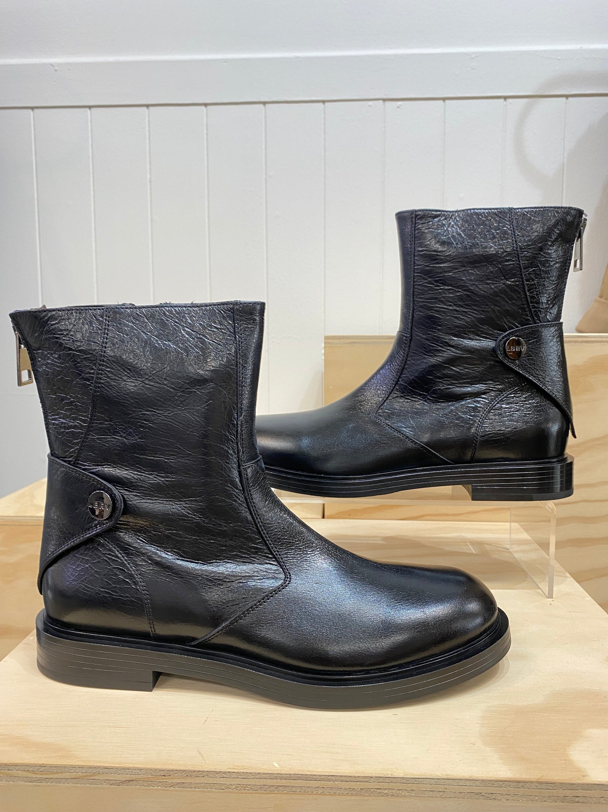 Laura Bellariva LAURA BELLARIVA Flat Ankle Boot