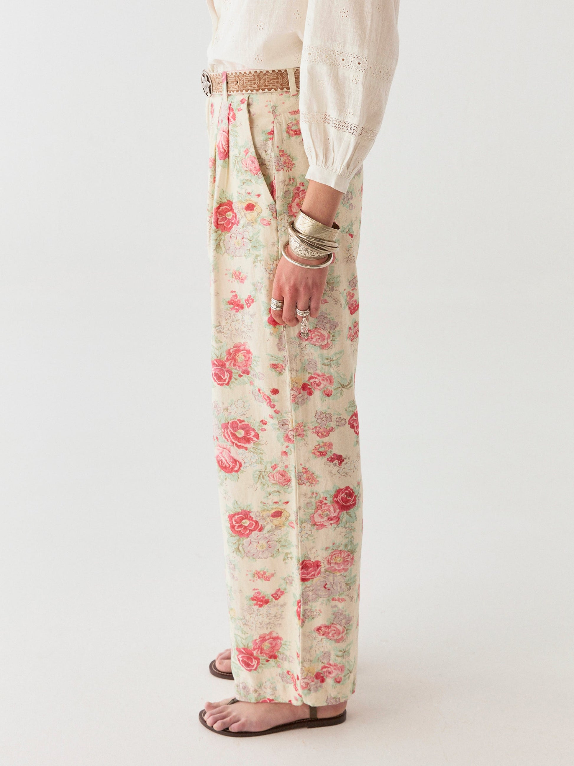 MAISON HOTEL MAISON HOTEL Lolo Pant