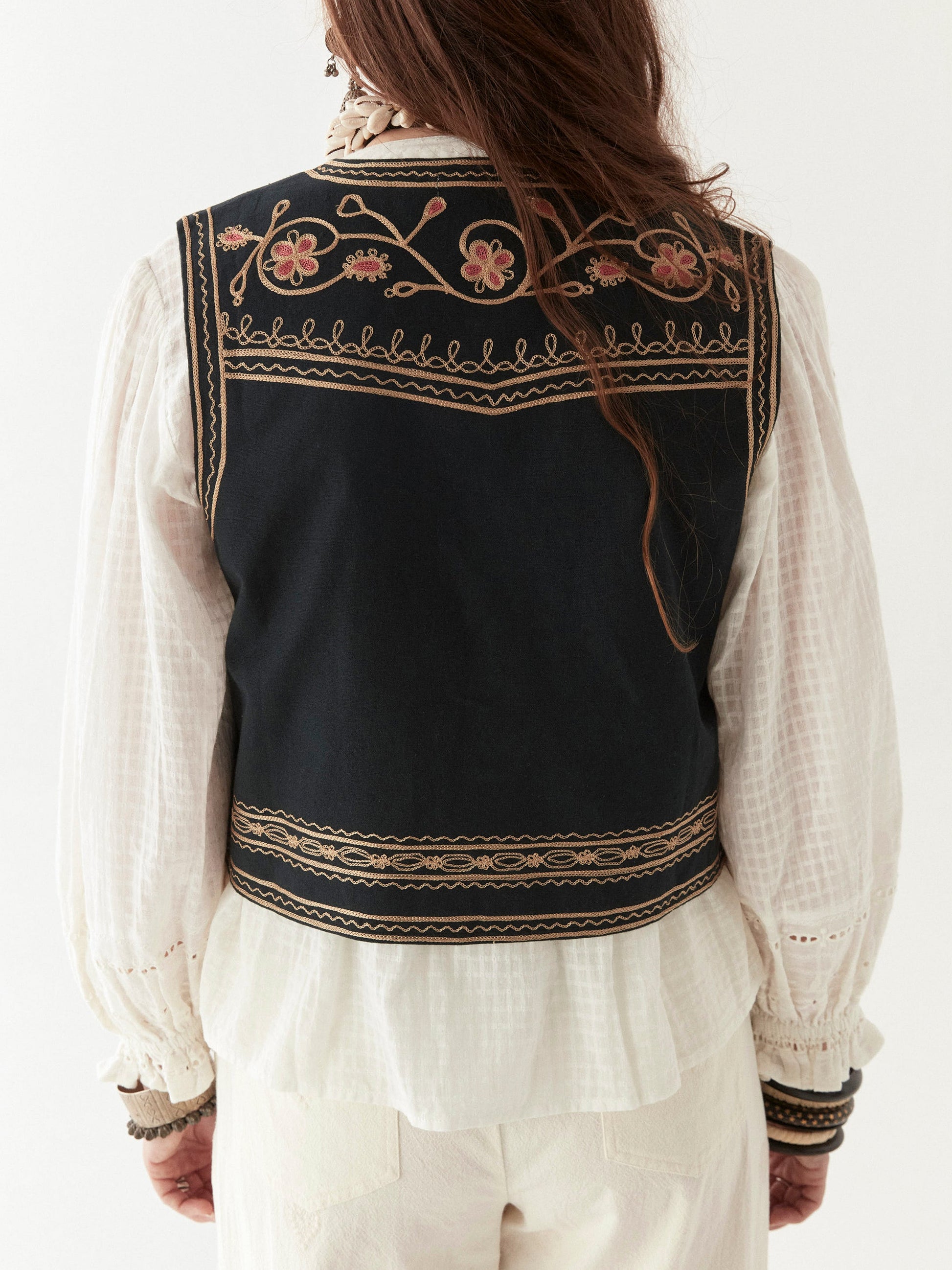 MAISON HOTEL MAISON HOTEL Gabri Vest