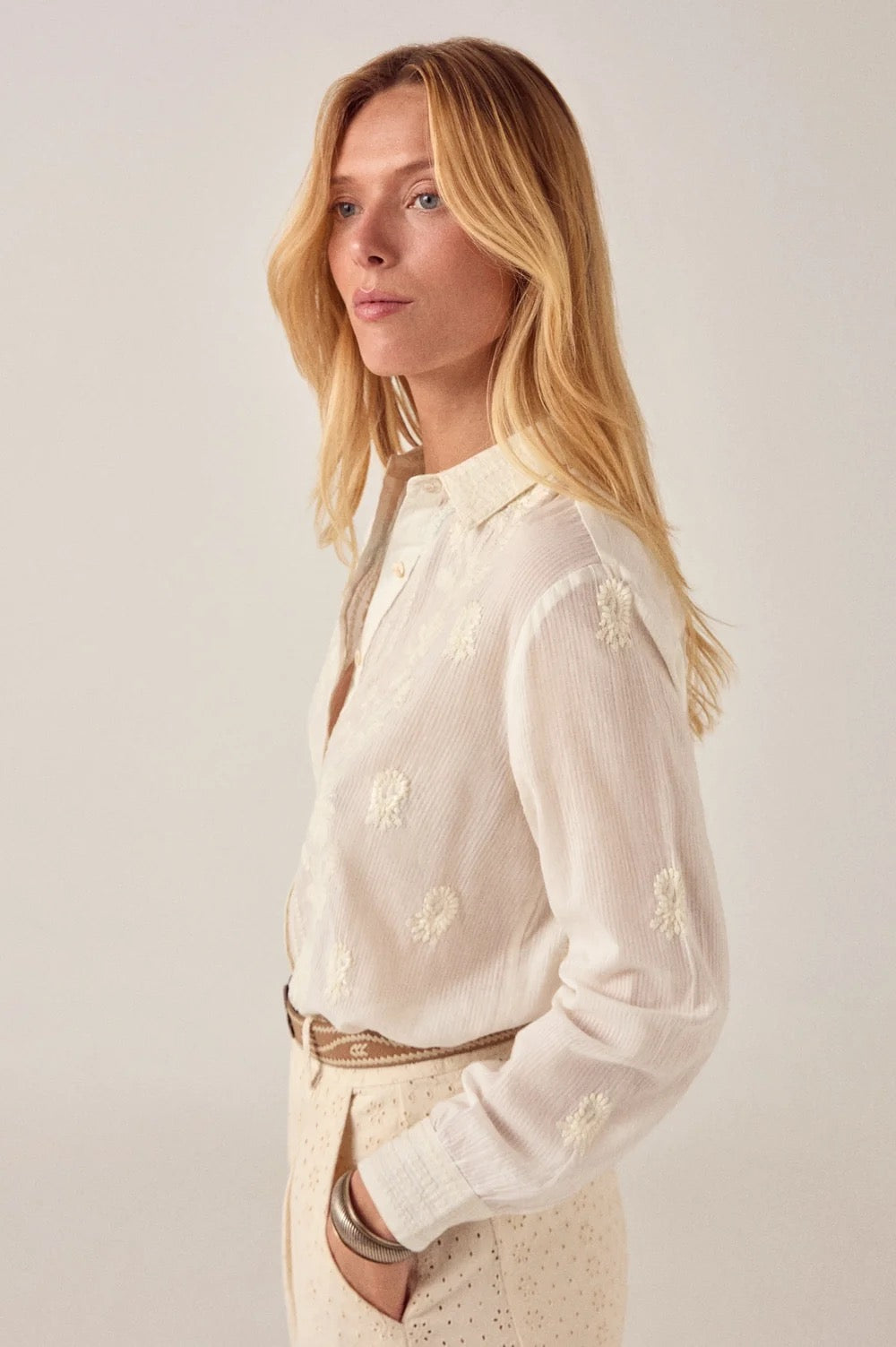 MAISON HOTEL MAISON HOTEL Ringo Shirt