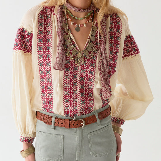 MAISON HOTEL MAISON HOTEL Dion Blouse