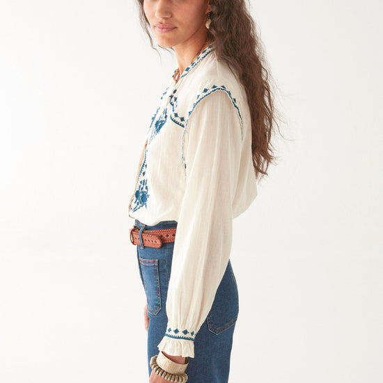 MAISON HOTEL MAISON HOTEL Philippa Blouse