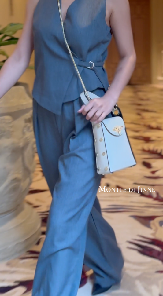 MONTTE DI JINNE MONTTE DI JINNE - Italian Genuine Leather Mini Bee Bag with Gold Chain Strap: Cream