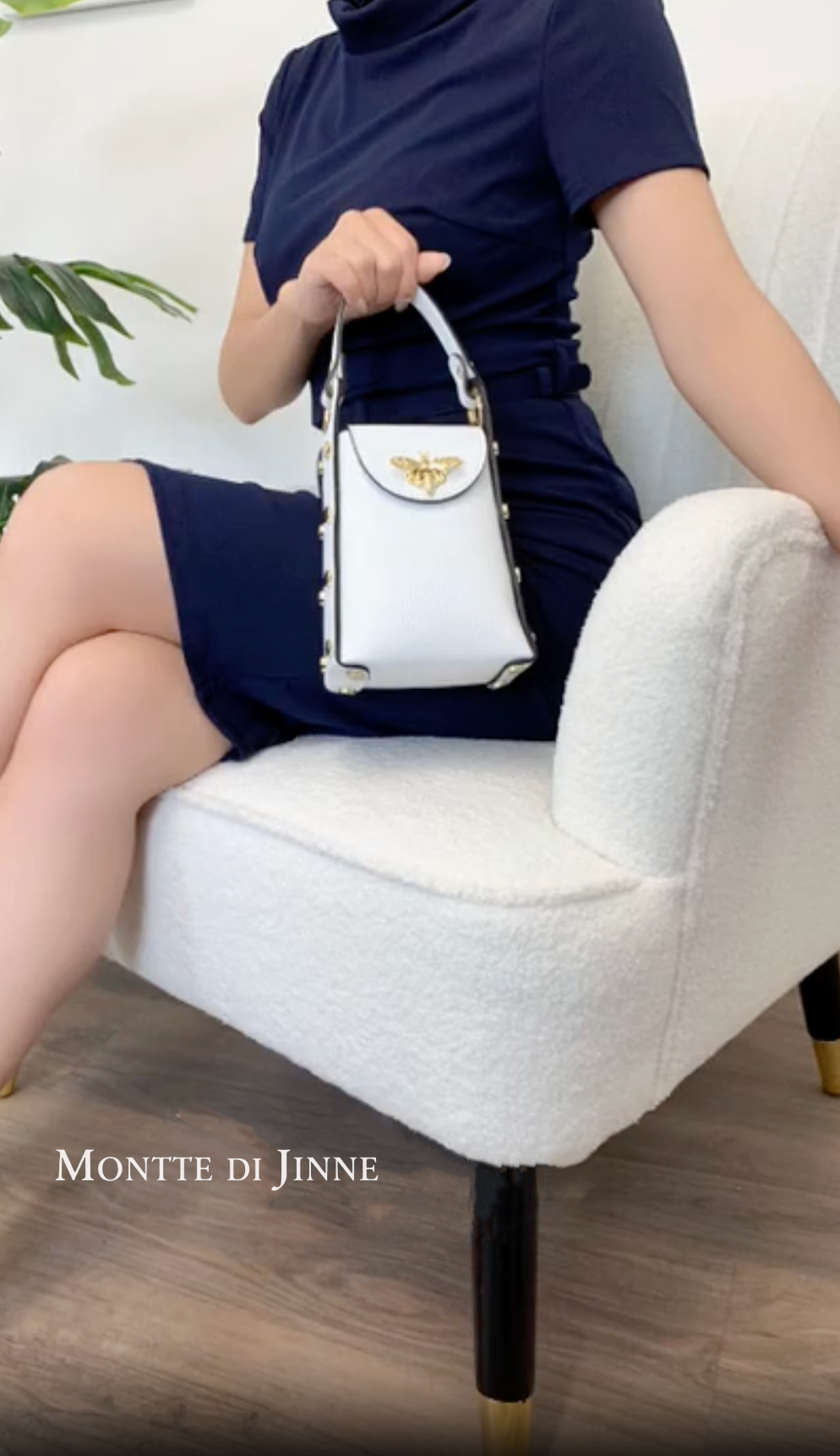 MONTTE DI JINNE MONTTE DI JINNE - Italian Genuine Leather Mini Bee Bag with Gold Chain Strap: White