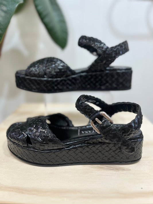 PONS PONS Woven Crossover Sandal