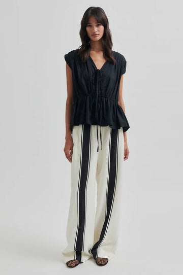 SECOND FEMALE SECOND FEMALE Lie Trouser