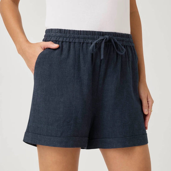 SPLENDID SPLENDID Coastal Short