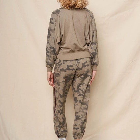 SUNDRY SUNDRY Golden Hour Sweater