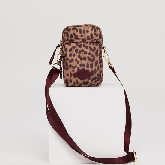 THE UPSIDE THE UPSIDE Javan Lilo Crossbody Bag