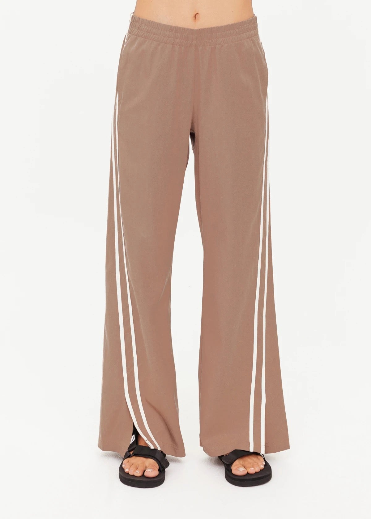 THE UPSIDE THE UPSIDE Juliet Pant