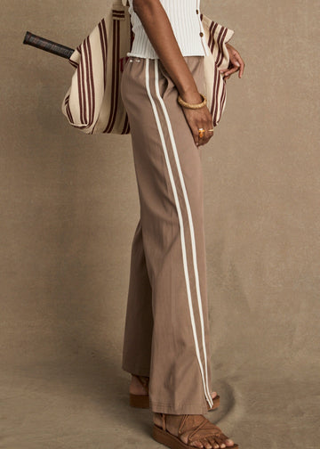 THE UPSIDE THE UPSIDE Juliet Pant
