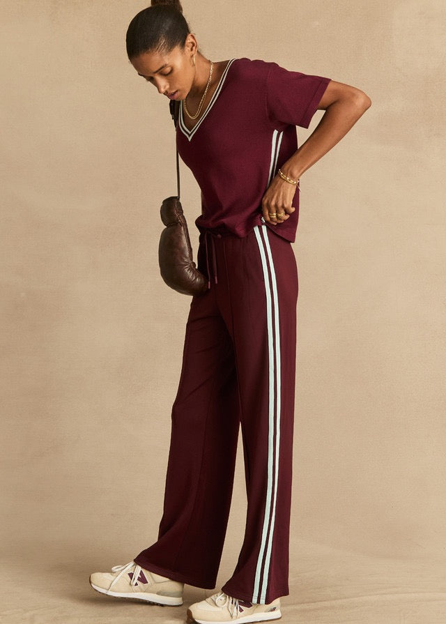 THE UPSIDE THE UPSIDE Sienna V Neck Tee