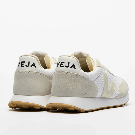VEJA VEJA Rio Branco Mesh Sneaker